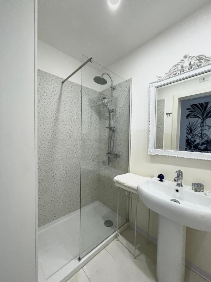 Bed and Breakfast Tre Santi Лечче Екстер'єр фото